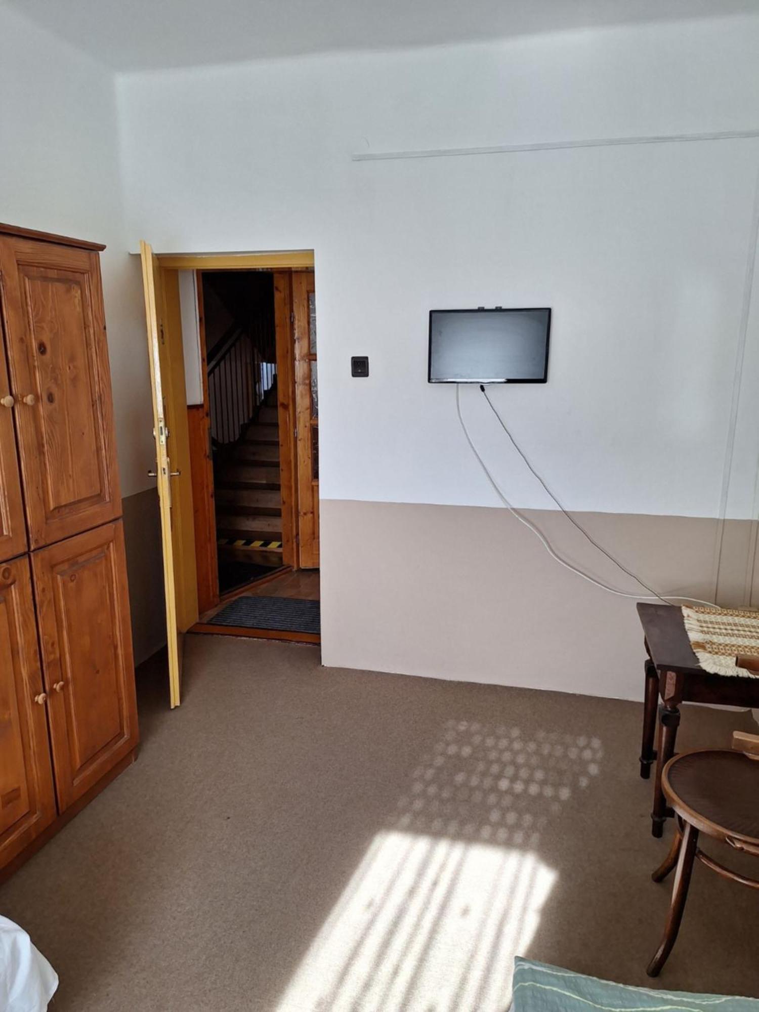 Bed and Breakfast Fenyo Panzio Mezőkövesd Exterior foto