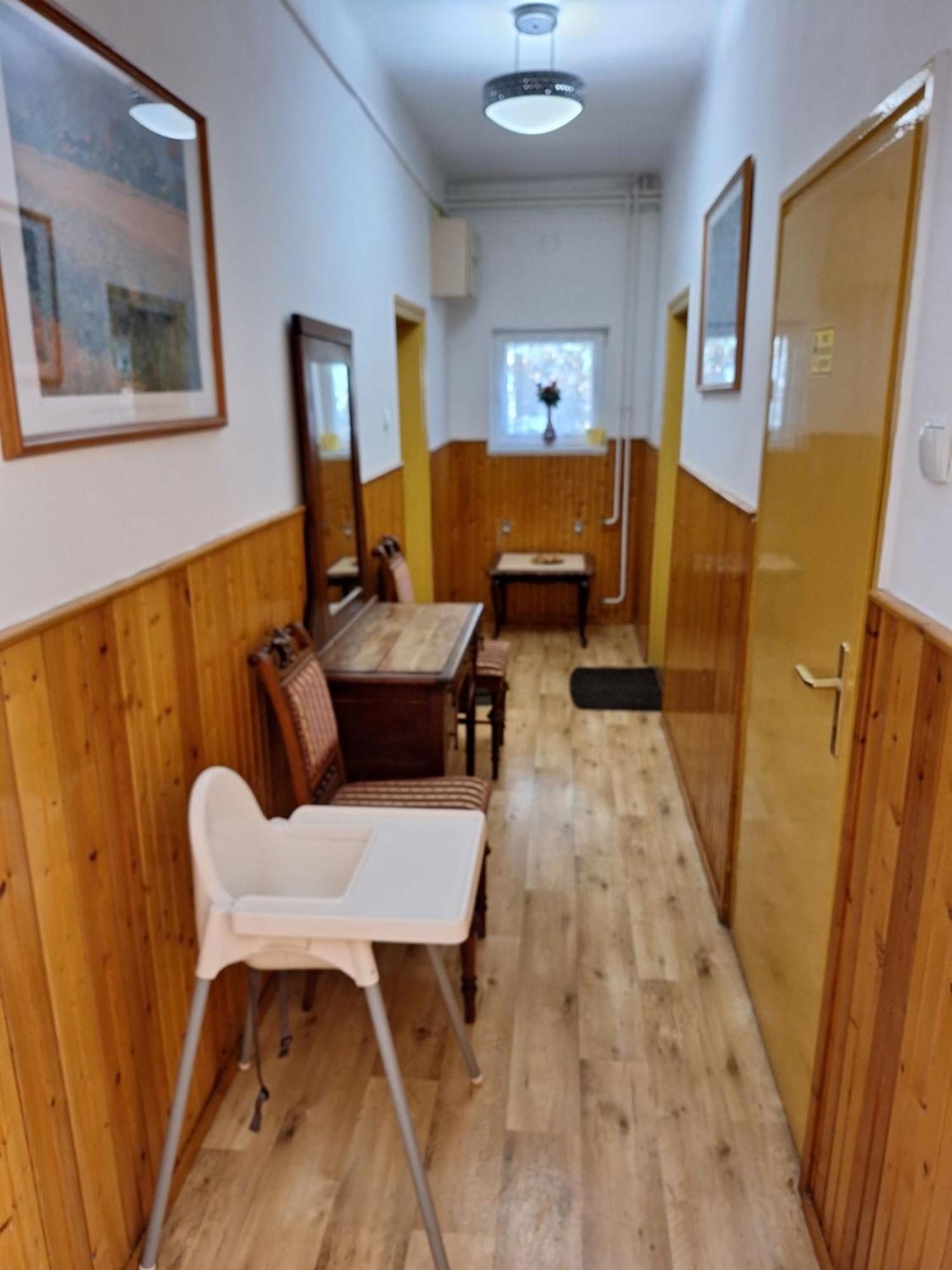 Bed and Breakfast Fenyo Panzio Mezőkövesd Exterior foto